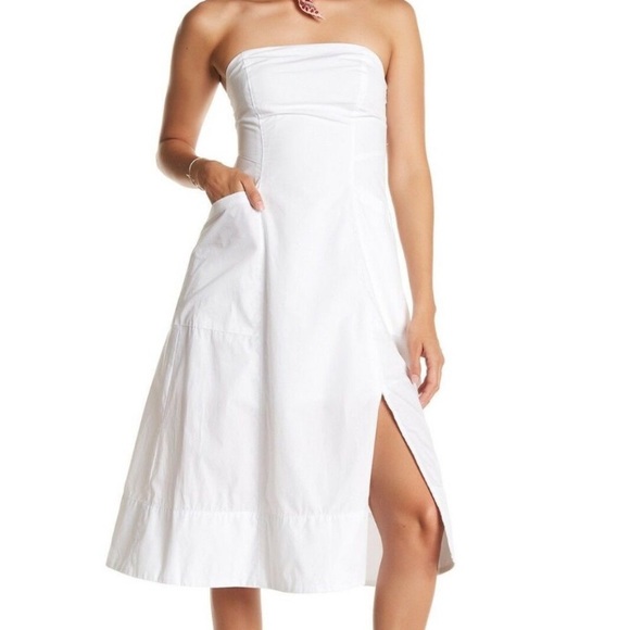 Free People Dresses & Skirts - Free people strapless pocketed cotton dress